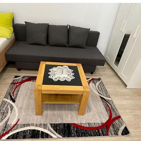 Studio Apartment Zentrum روزلسهايم المظهر الخارجي الصورة